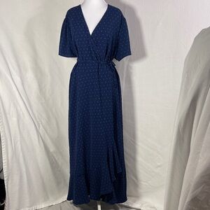 Chic Navy Polka Dot Maxi Dress
